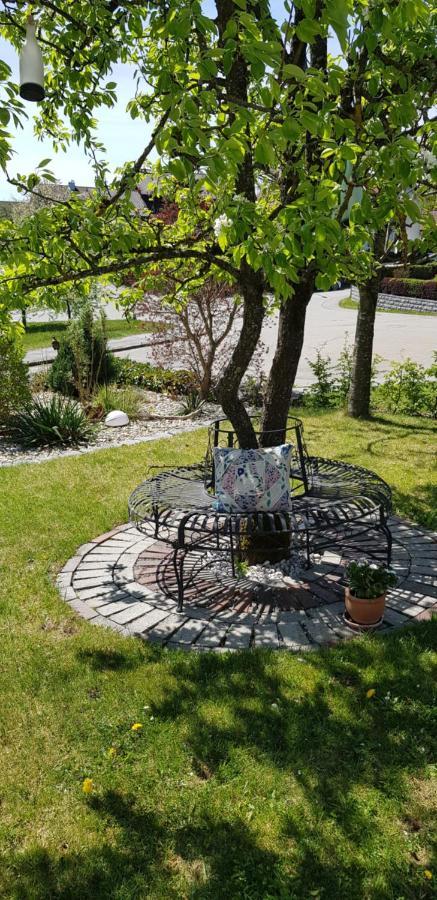 Stilvolles Apartment "Romantic" Neukirchen vorm Wald Eksteriør billede